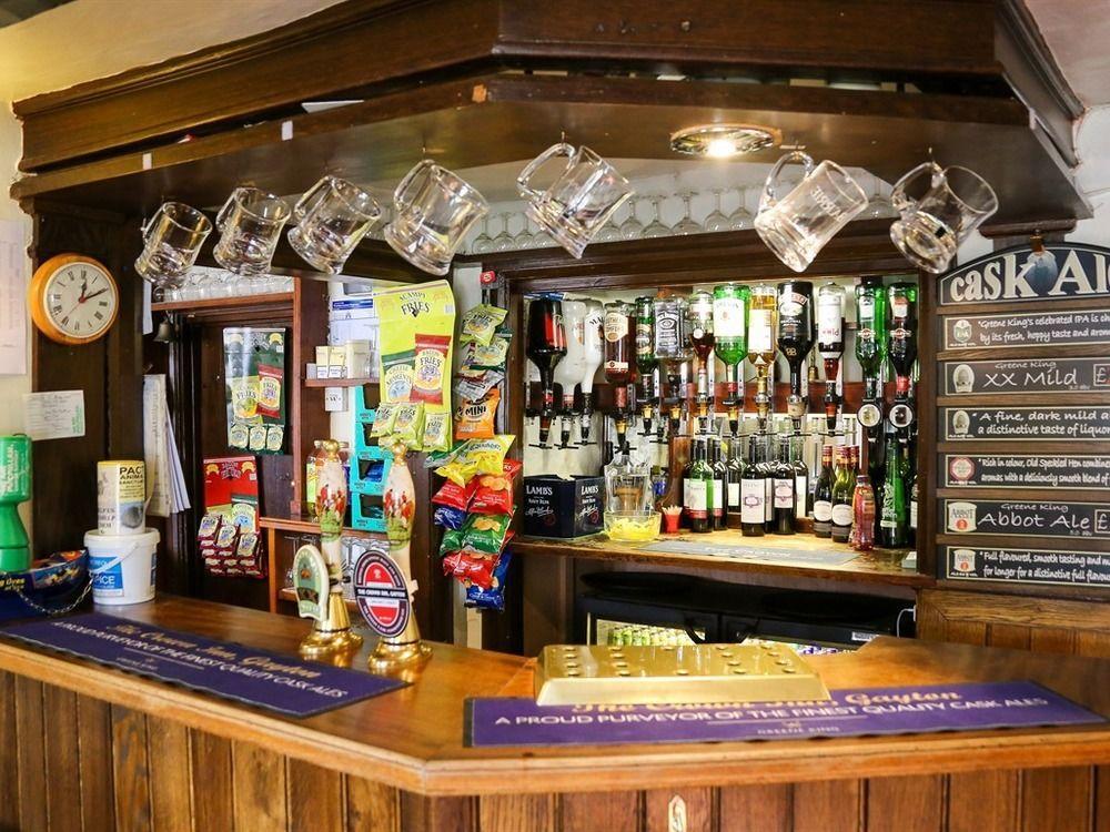 The Crown Inn Gayton  Buitenkant foto